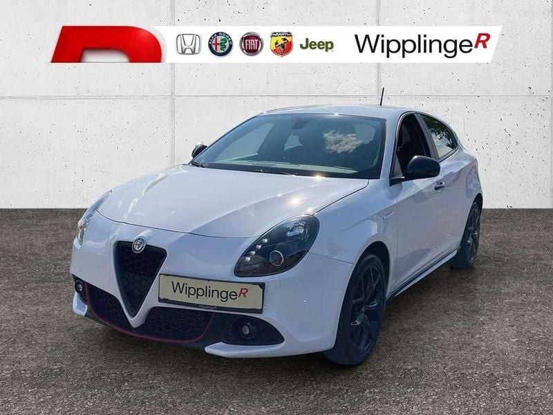 Weiß Gebraucht 2020 Alfa Romeo Giulietta Ti Kleinwagen | € 17.490 (Fairer Preis) - Bild 1/4