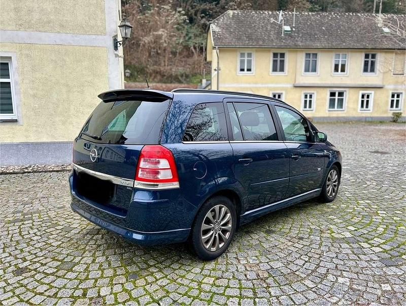 Gebraucht Opel Zafira Sport 125 PS (91 kW) 2012 Blau Van / Kleinbus