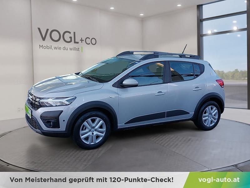 Gebraucht Dacia Sandero Expression 91 PS (66 kW) 2023 Grau Kleinwagen