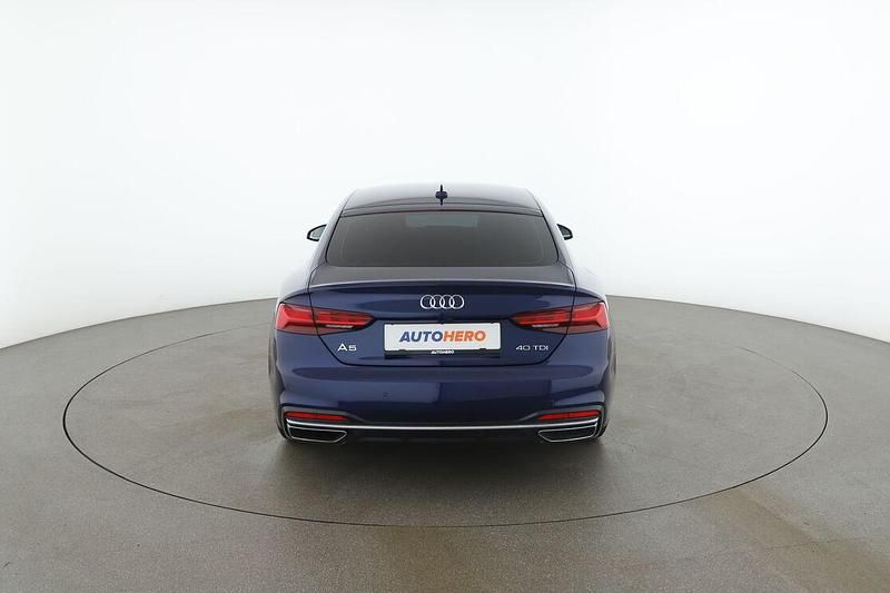 Gebraucht Audi A5 Sportback Advanced 190 PS (139 kW) 2020 Blau Kleinwagen