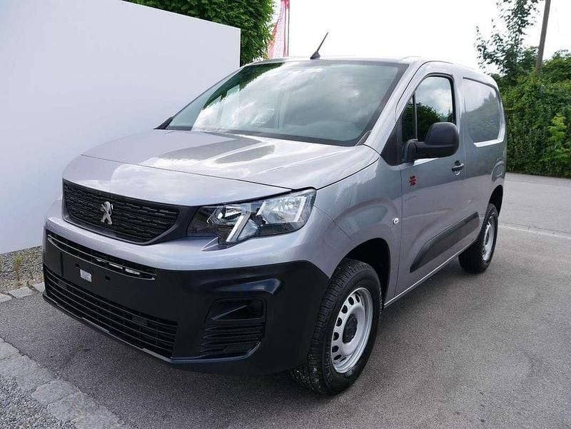 Neu Peugeot Partner 131 PS (96 kW) 2025 Silber Van / Kleinbus