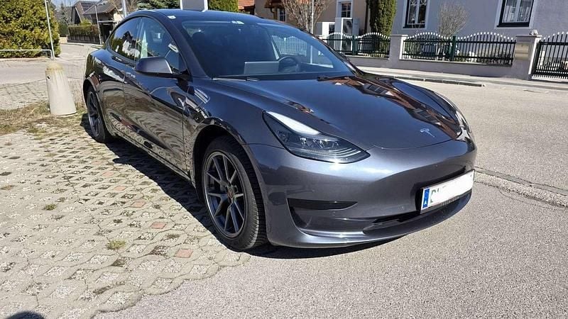 Gebraucht Tesla Model 3 Standard Range Plus 225 kW (306 PS) 2021 Limousine