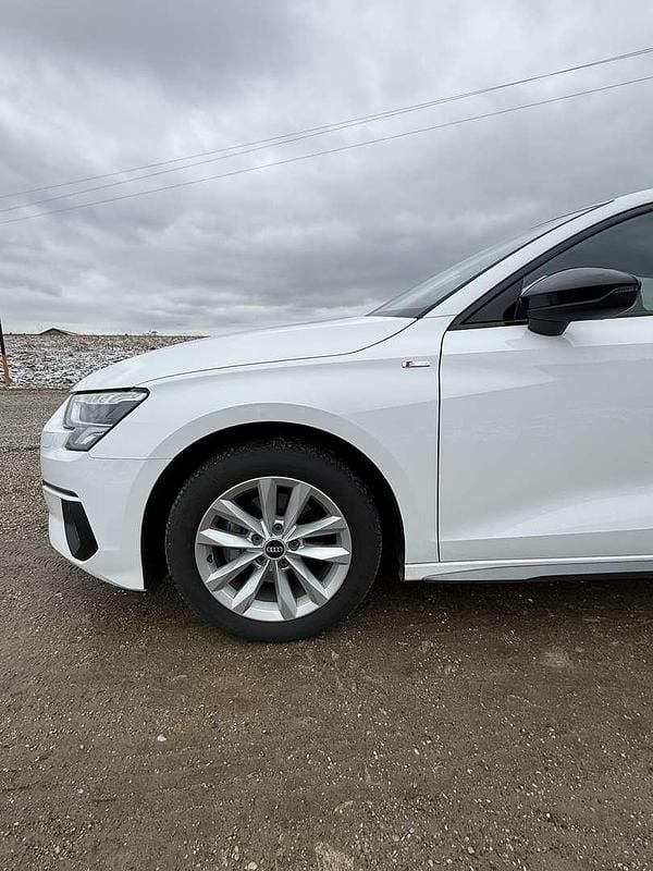Gebraucht Audi A3 Sportback S-Line 110 PS (80 kW) 2021 Weiß Kleinwagen