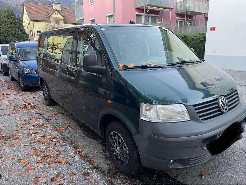 Grün Gebraucht 2006 VW Caravelle Van / Kleinbus | € 5.000 (Superpreis) - Bild 1/4