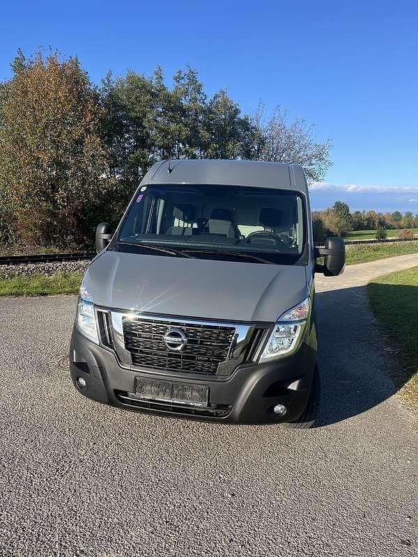 Grau Gebraucht 2021 Nissan NV400 Comfort Van | € 23.490 - Bild 1/4