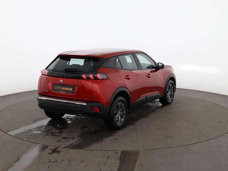 Gebraucht Peugeot 2008 Active 110 PS (80 kW) 2021 Rot SUV