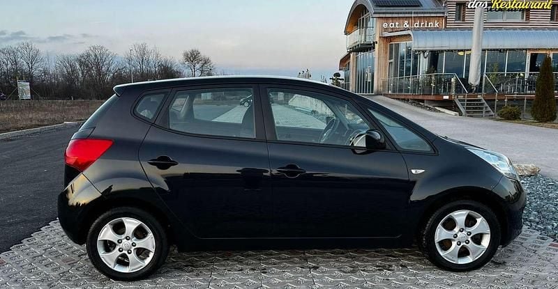 Gebraucht Kia Venga Active 116 PS (85 kW) 2012 Schwarz Kleinwagen
