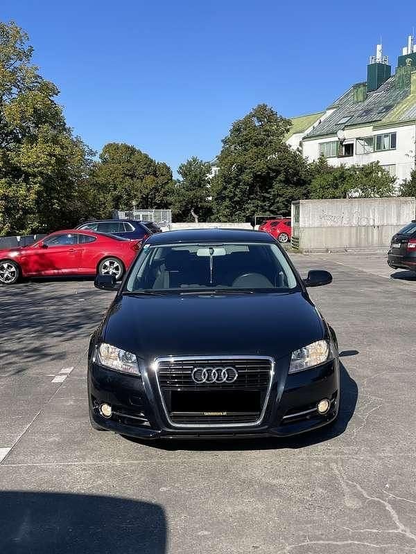 Gebraucht Audi A3 105 PS (77 kW) 2011 Schwarz Limousine