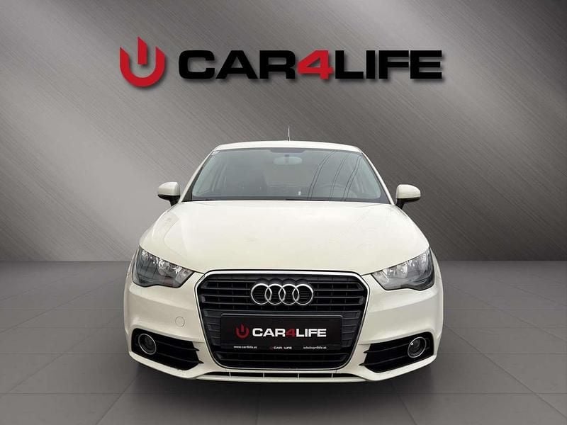 Gebraucht Audi A1 Attraction 86 PS (63 kW) 2012 Weiß Limousine