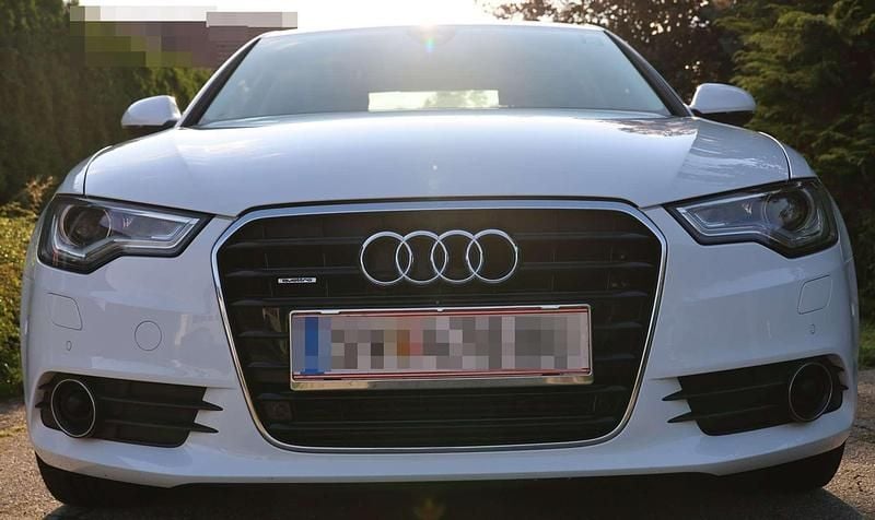 Weiß Gebraucht 2011 Audi A6 Limousine | € 11.500 (Fairer Preis) - Bild 1/4