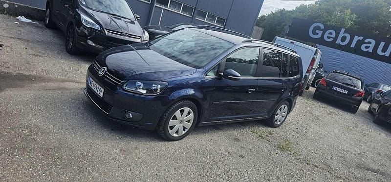 Gebraucht VW Touran Highline 105 PS (77 kW) 2015 Van / Kleinbus