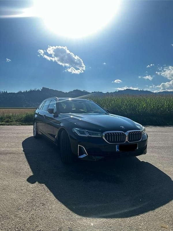 Gebraucht 2020 BMW 520 Kombi | € 37.990 - Bild 1/4