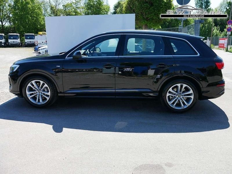 Neu Audi Q7 S-Line 231 PS (169 kW) 2025 Schwarz SUV