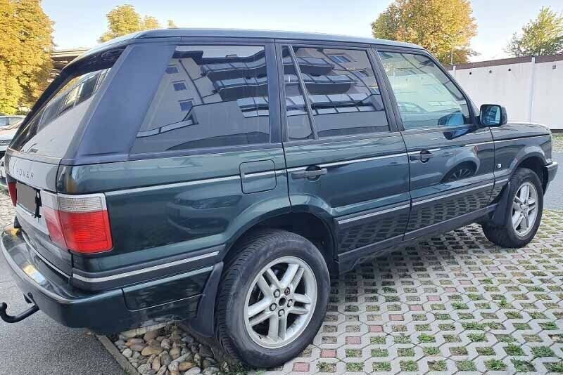 Dunkelgrün Gebraucht 2000 Land Rover Range Rover SUV | € 29.000 - Bild 1/4