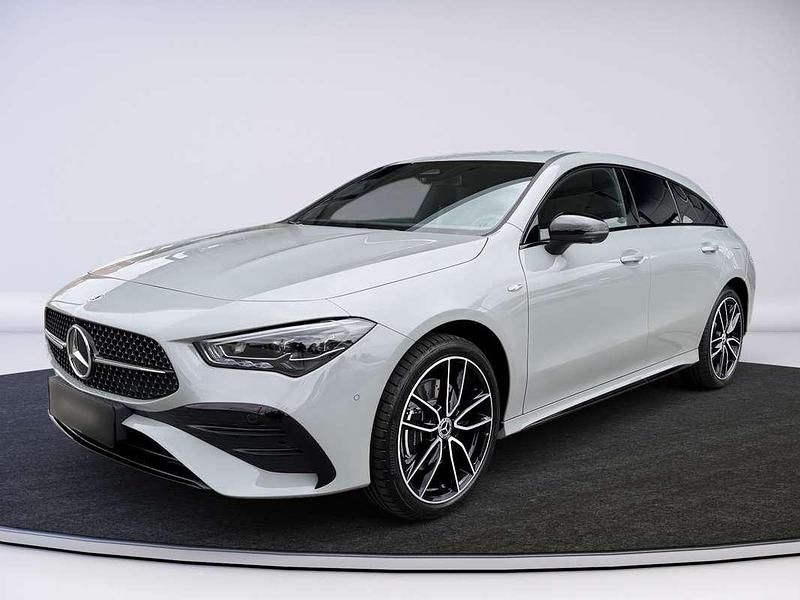 Gebraucht Mercedes CLA250e 163 PS (119 kW) 2025 Grau Limousine