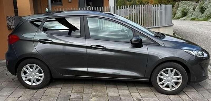 Gebraucht Ford Fiesta 71 PS (52 kW) 2018 Grau Kleinwagen