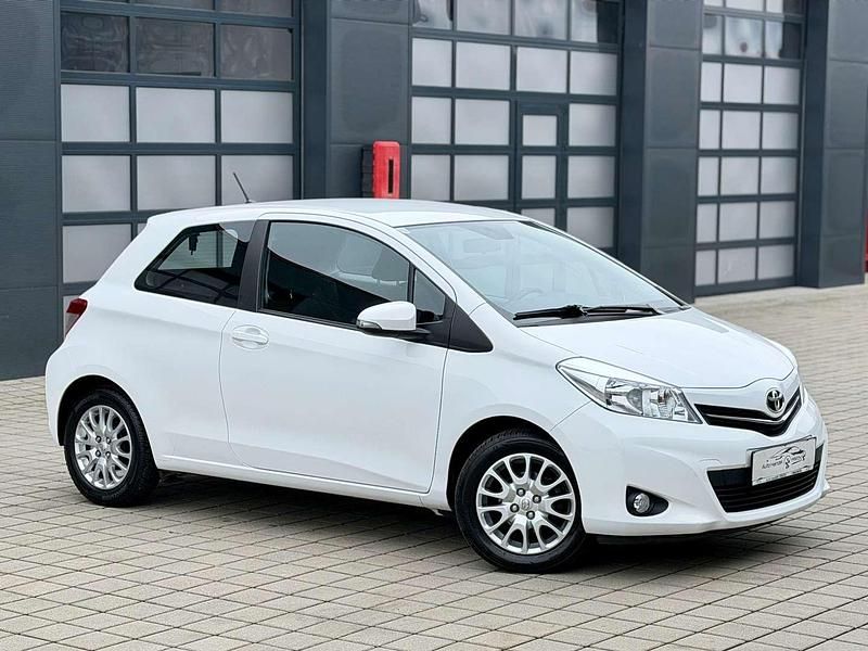Gebraucht Toyota Yaris Life 69 PS (50 kW) 2014 Kleinwagen