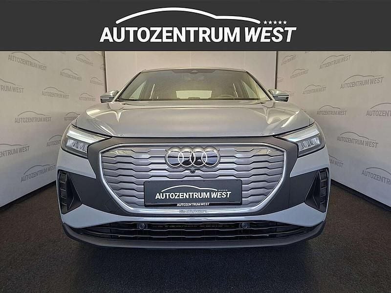Gebraucht Audi Q4 Sportback e-tron Basis 125 kW (170 PS) 2022 Grau SUV