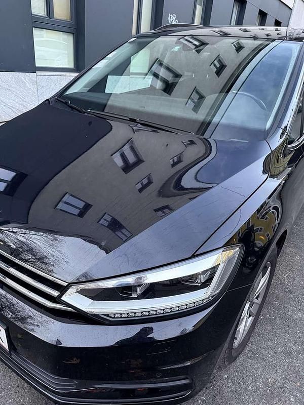 Gebraucht VW Touran 150 PS (110 kW) 2021 Van / Kleinbus