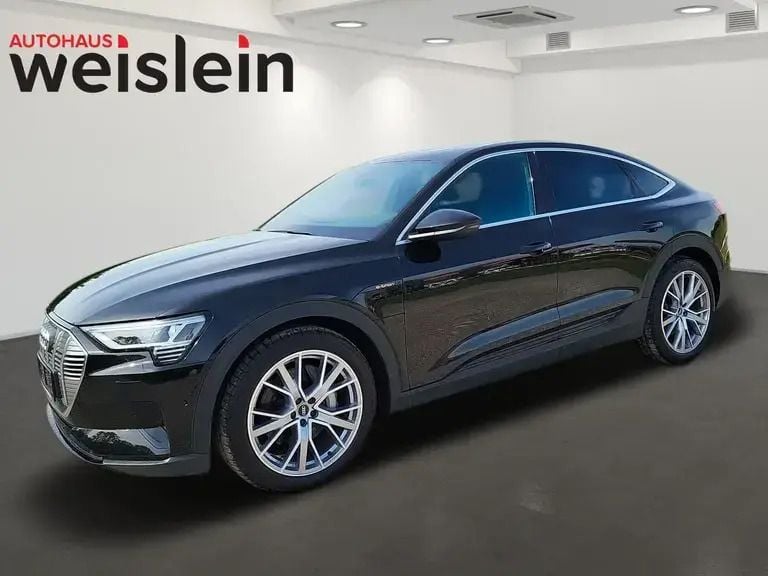 Schwarz metallicperleffektno Gebraucht 2021 Audi e-tron Sportback Business SUV | € 42.390 (Teuer) - Bild 1/4