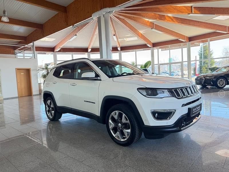 Gebraucht Jeep Compass Limited 140 PS (102 kW) 2019 Weiss  metallic SUV