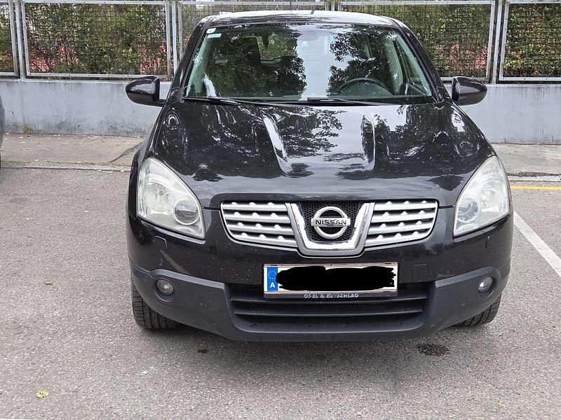 Schwarz Gebraucht 2010 Nissan Qashqai Visia SUV | € 5.400 - Bild 1/4