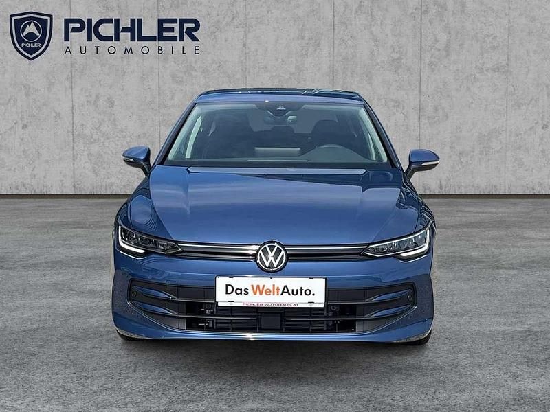 Gebraucht VW Golf VIII 116 PS (85 kW) 2025 Blau Limousine