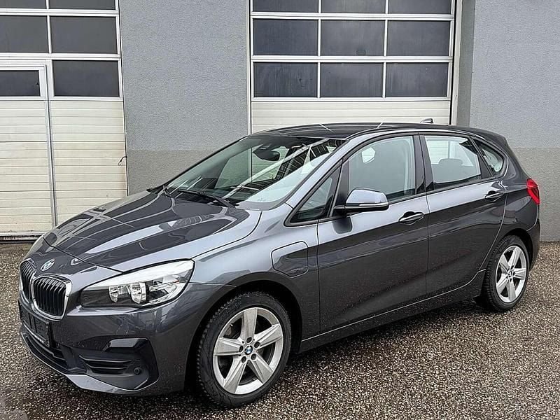 Grau Gebraucht 2020 BMW 225 Performance Kombi | € 17.790 (Guter Preis) - Bild 1/4