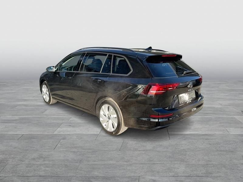 Neu VW Golf VIII Business 150 PS (110 kW) 2025 Schwarz Kombi