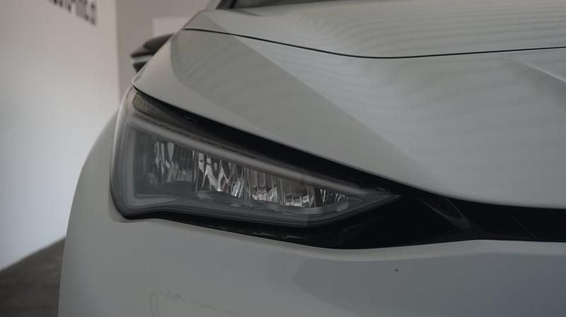 Gebraucht Cupra Born VZ 239 kW (326 PS) 2024 Weiss  metallic Kleinwagen