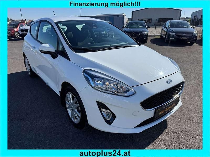 Weiß Gebraucht 2018 Ford Fiesta Trend Kleinwagen | € 6.450 (Fairer Preis) - Bild 1/4