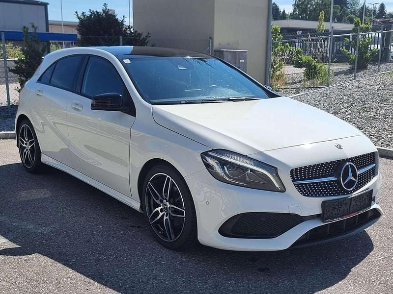 Gebraucht Mercedes A180 AMG 122 PS (89 kW) 2018 Weiß Limousine