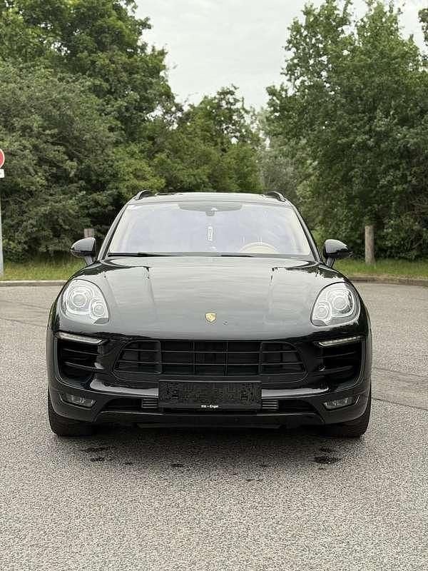 Schwarz Gebraucht 2015 Porsche Macan S SUV | € 29.990 (Superpreis) - Bild 1/4