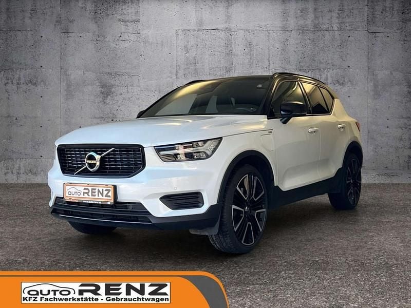 Weiß Gebraucht 2022 Volvo XC40 R-Design SUV | € 29.850 (Fairer Preis) - Bild 1/4