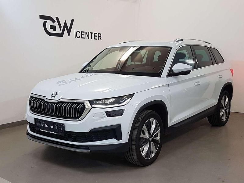 Gebraucht Skoda Kodiaq Sport 150 PS (110 kW) 2022 Weiß SUV