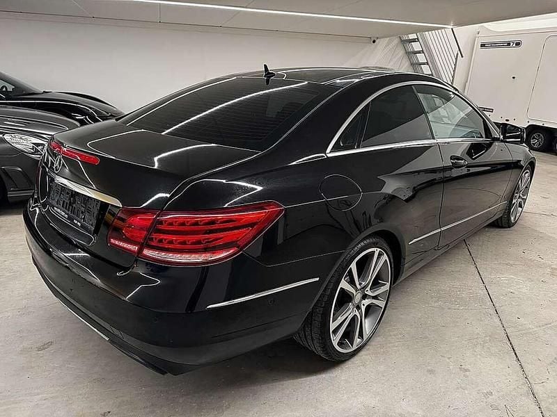 Gebraucht Mercedes E250 204 PS (150 kW) 2014 Schwarz Coupé