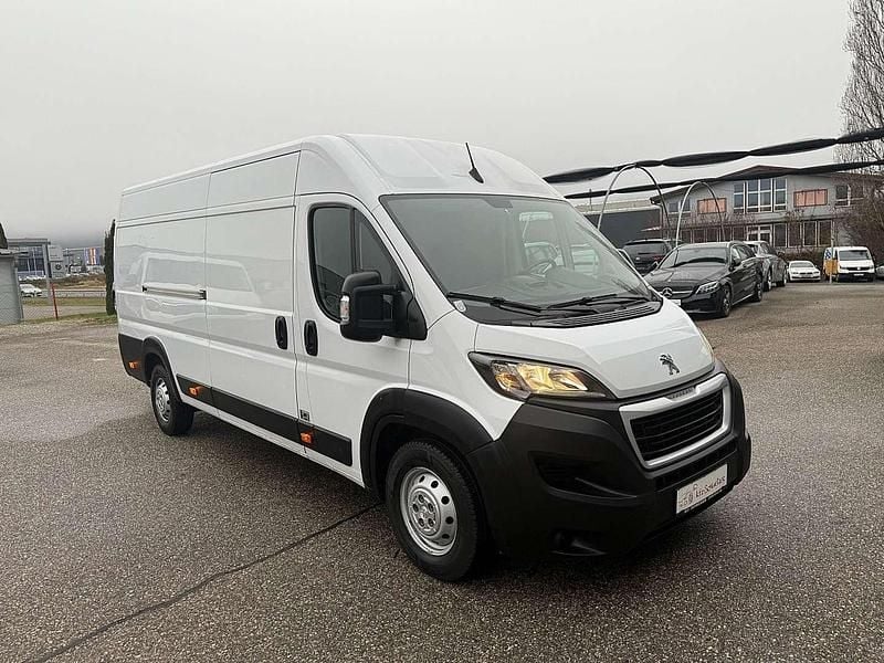 Gebraucht Peugeot Boxer S 165 PS (121 kW) 2021 Weiß Van