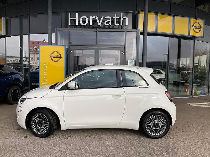 Neu Fiat 500 65 PS (47 kW) 2025 Weiß Kleinwagen