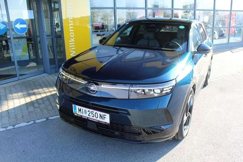 Blau Neu 2025 Opel Grandland X SUV | € 44.990 - Bild 1/4