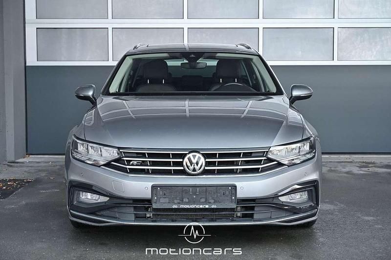 Gebraucht VW Passat Elegance 150 PS (110 kW) 2020 Silber Kombi