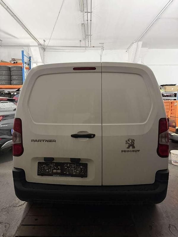 Gebraucht Peugeot Partner 102 PS (75 kW) 2022 Van / Kleinbus