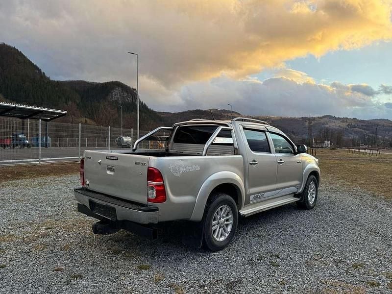 Gebraucht Toyota HiLux Life 171 PS (125 kW) 2014 Abholung
