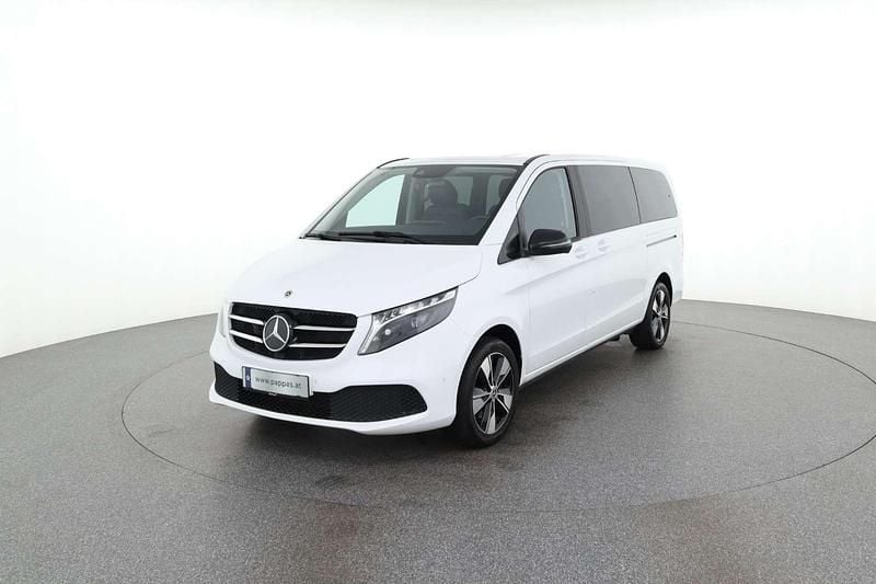Arktikweiß Gebraucht 2023 Mercedes V250 Avantgarde Van / Kleinbus | € 91.188 - Bild 1/3