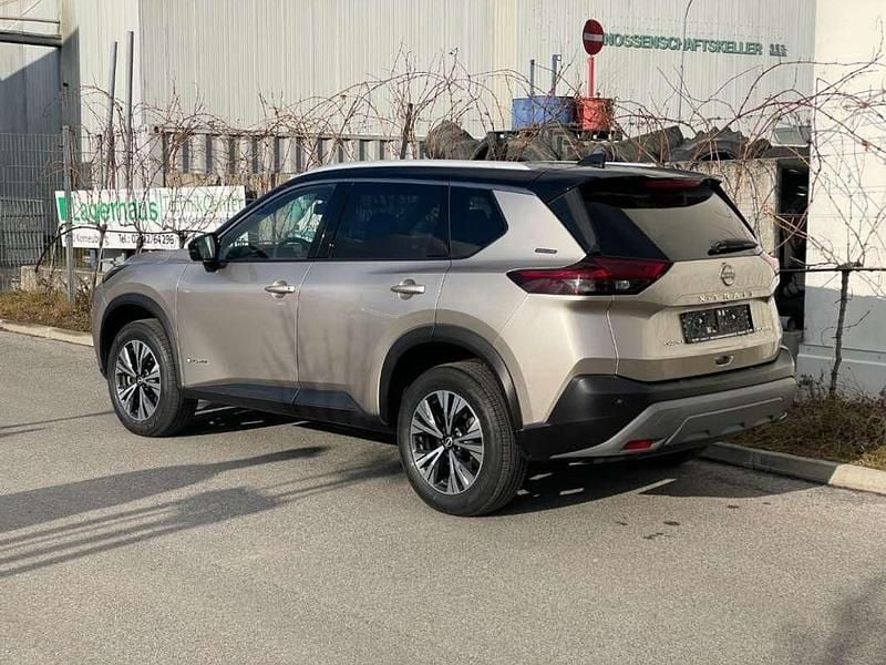 Gebraucht Nissan X-Trail 213 PS (156 kW) 2023 Silber SUV