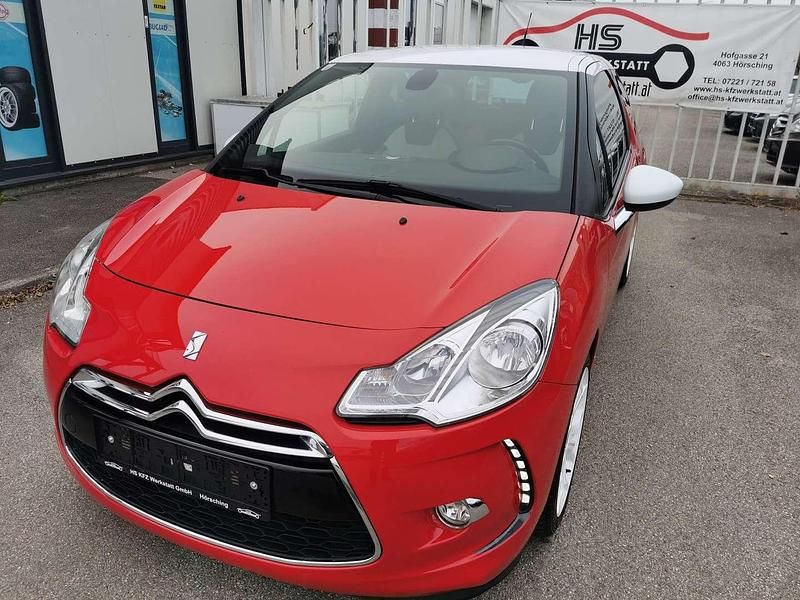 Rot Gebraucht 2010 Citroën DS3 Sport Chic Limousine | € 6.990 - Bild 1/4