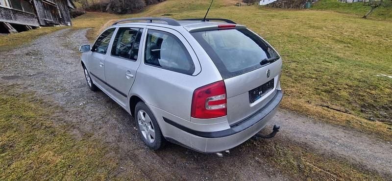 Gebraucht Skoda Octavia 105 PS (77 kW) 2006 Silber Kombi