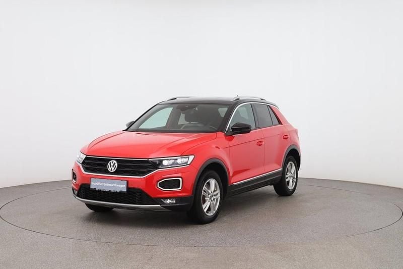 Mittelrot normal Gebraucht 2018 VW T-Roc Sport SUV | € 22.990 (Guter Preis) - Bild 1/4