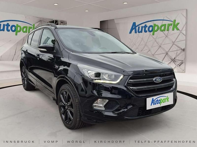 Gebraucht Ford Kuga Sport 120 PS (88 kW) 2018 Schwarz SUV