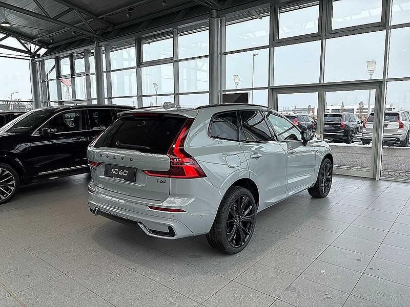 Gebraucht Volvo XC60 252 PS (185 kW) 2026 Grau SUV