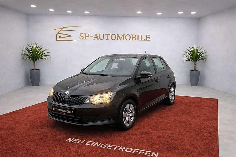 Gebraucht Skoda Fabia Ambition 60 PS (44 kW) 2016 Schwarz Limousine